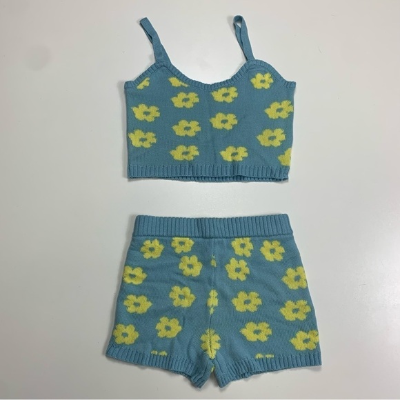 Luna Flower Knit Crop Top and Short Set Blue Yellow Size Medium - Picture 2 of 10